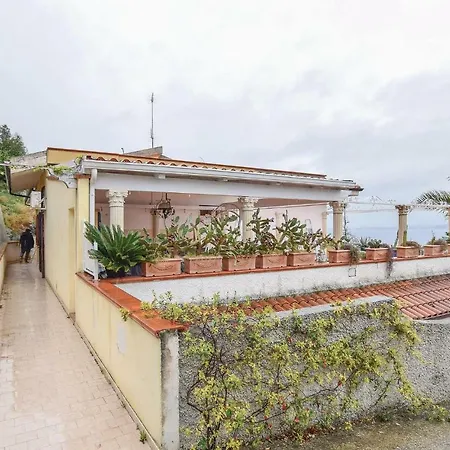 App. Bellavista Apartment *